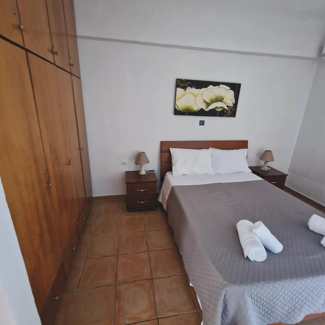 Escape Rooms Himare Esterno foto